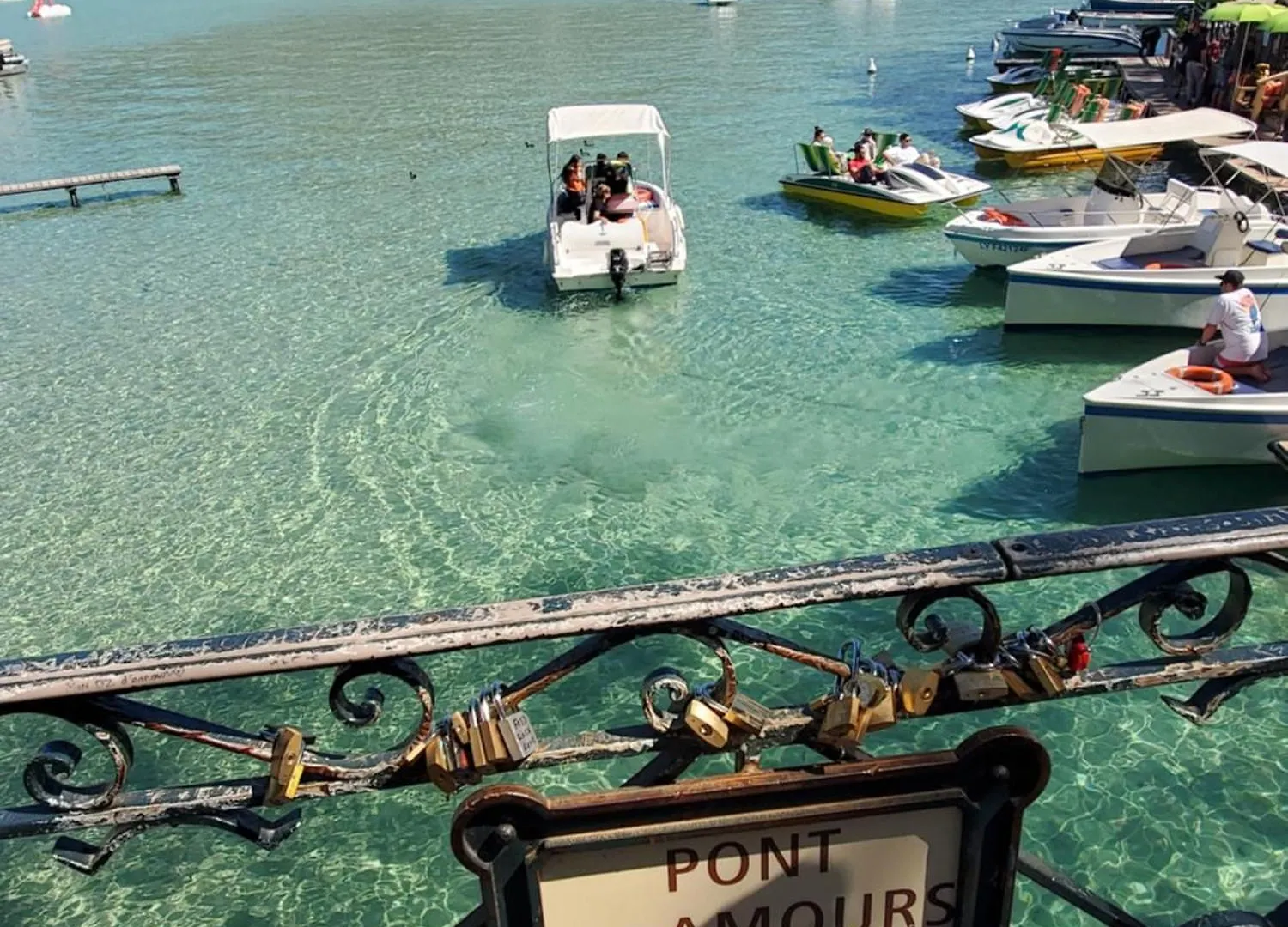 Annecy Poisy Studio A 9 Minutes Du Lac Annecy Avec Piscine Privee