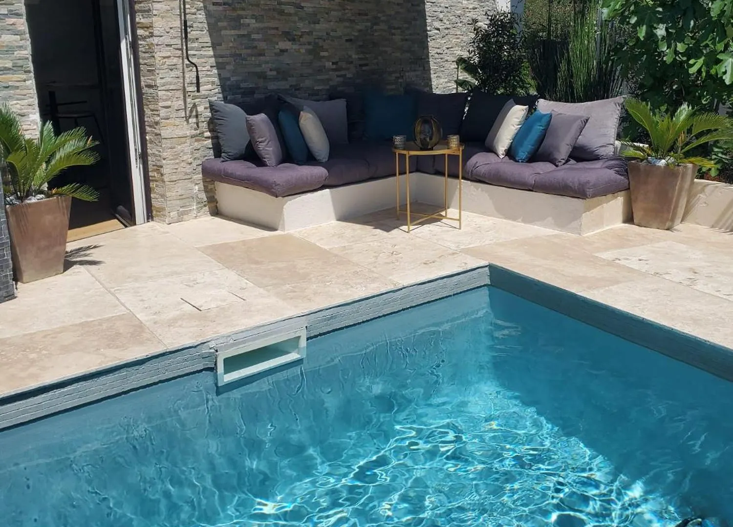 Annecy Poisy Studio A 9 Minutes Du Lac Annecy Avec Piscine Privee