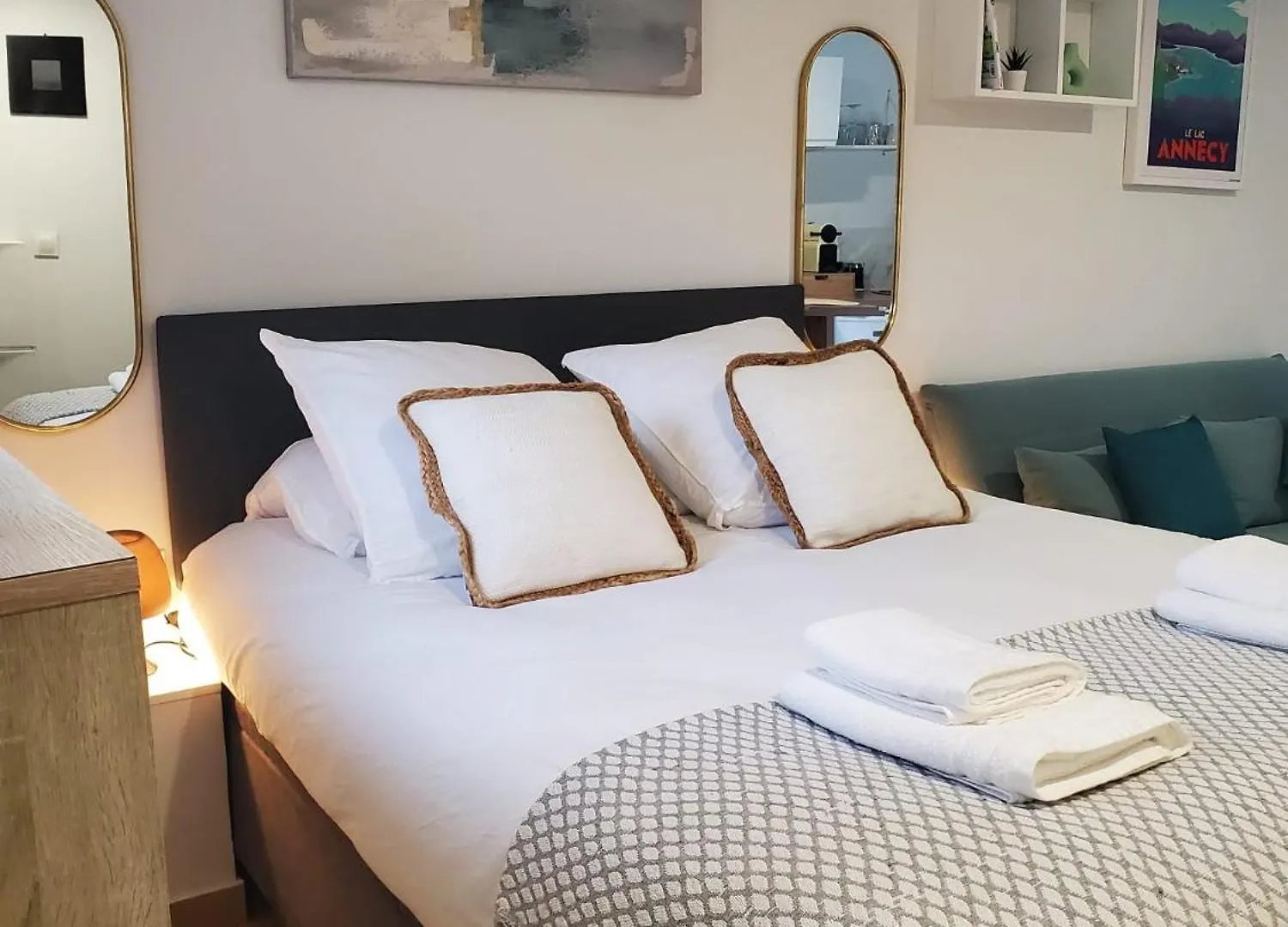 Annecy Poisy Studio A 9 Minutes Du Lac Annecy Avec Piscine Privee 別荘