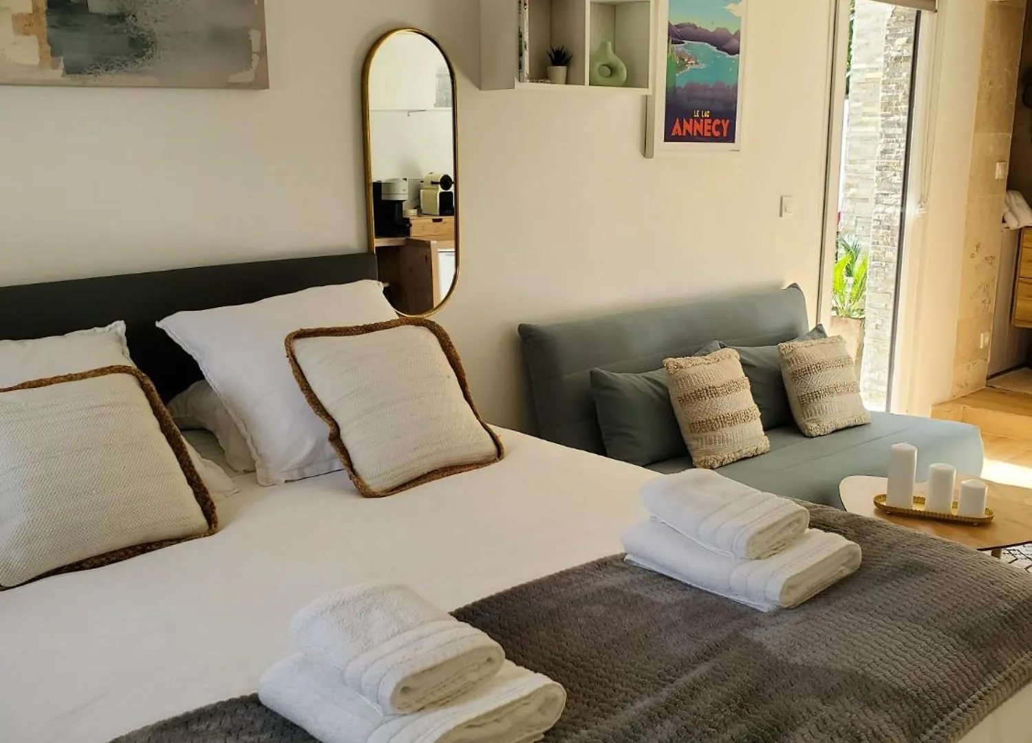 Annecy Poisy Studio A 9 Minutes Du Lac Annecy Avec Piscine Privee 0*,  フランス